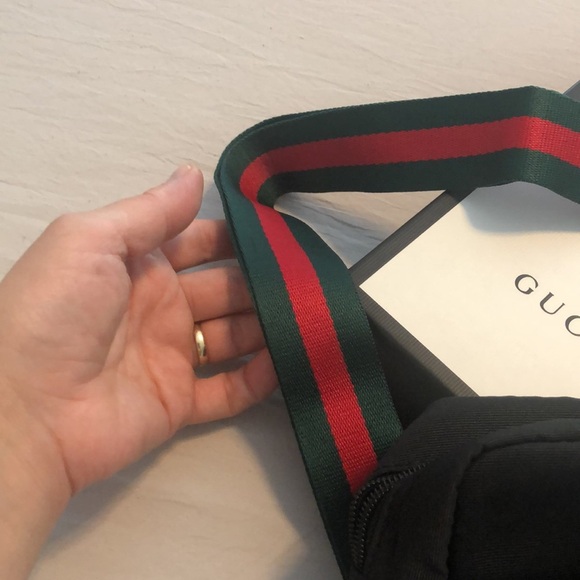 Gucci Black makeup Bag New - Picture 5 of 7